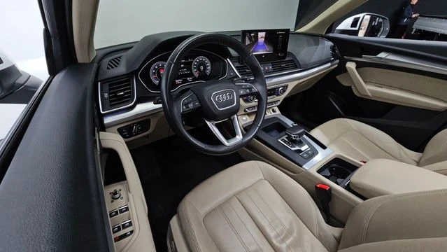 Audi Q5, снимка 8 - Автомобили и джипове - 55405055