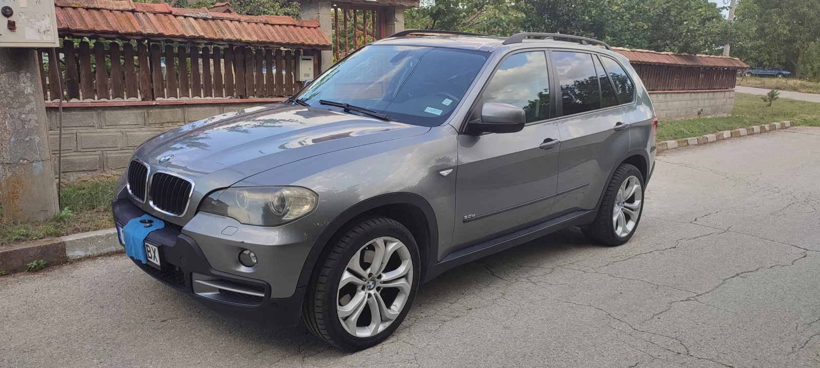 BMW X5 E70 - изображение 2