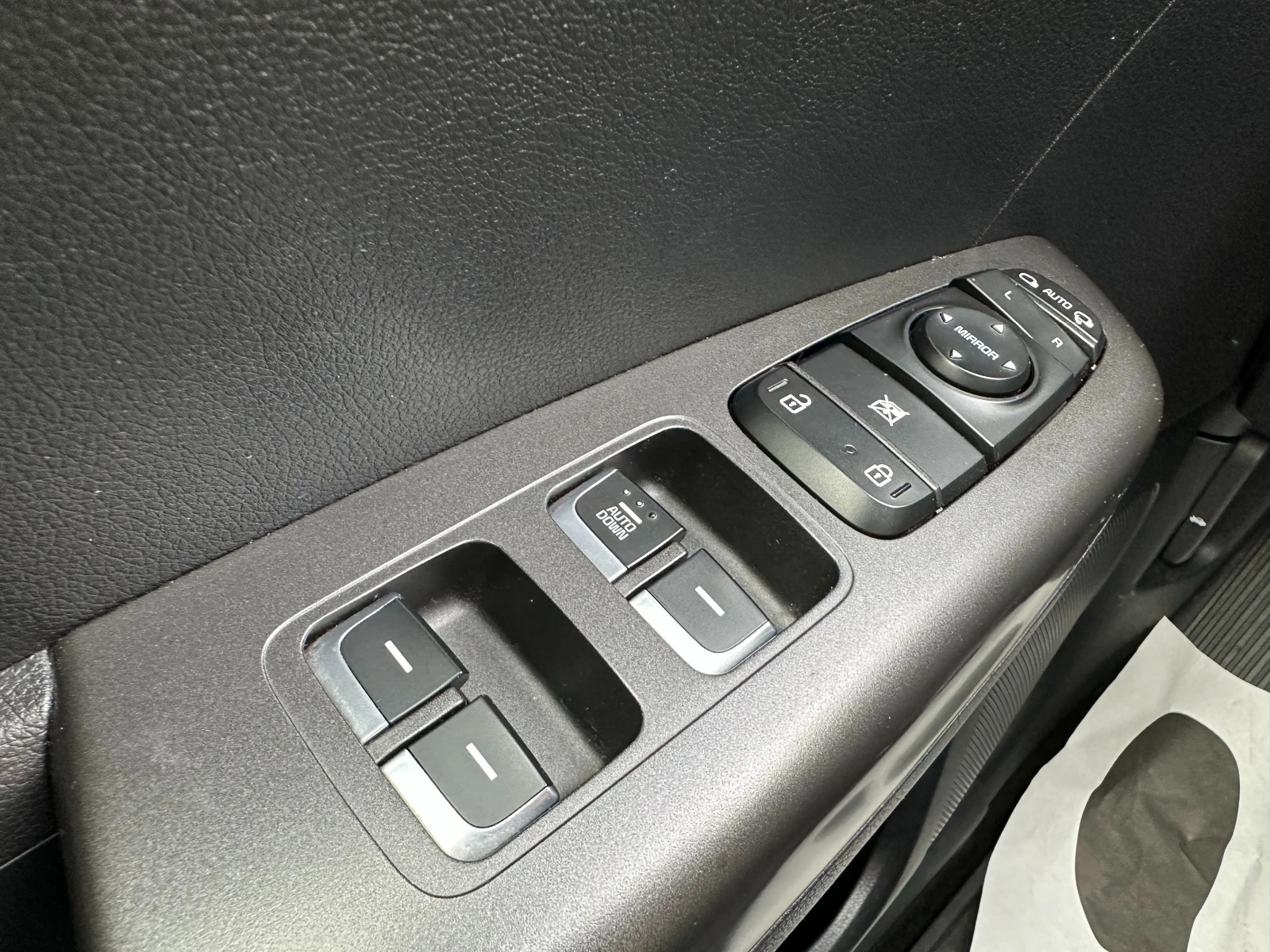 Kia Sportage 1.6i 132 ..   | Mobile.bg   17