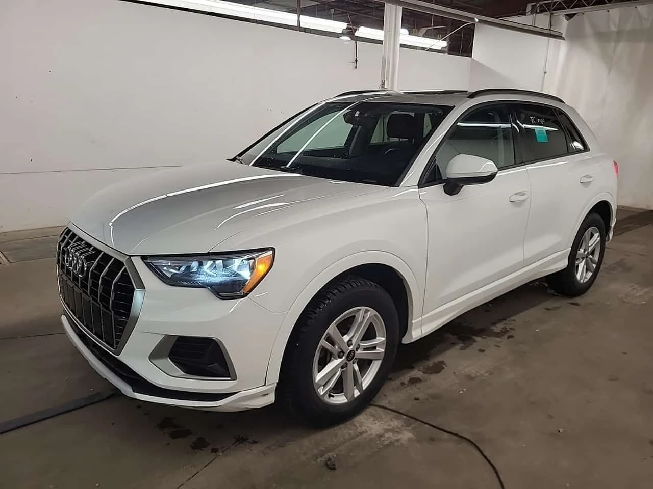 Audi Q3 * KOMFORT * CARFAX * PANO* �������� | Mobile.bg � ����������� 1