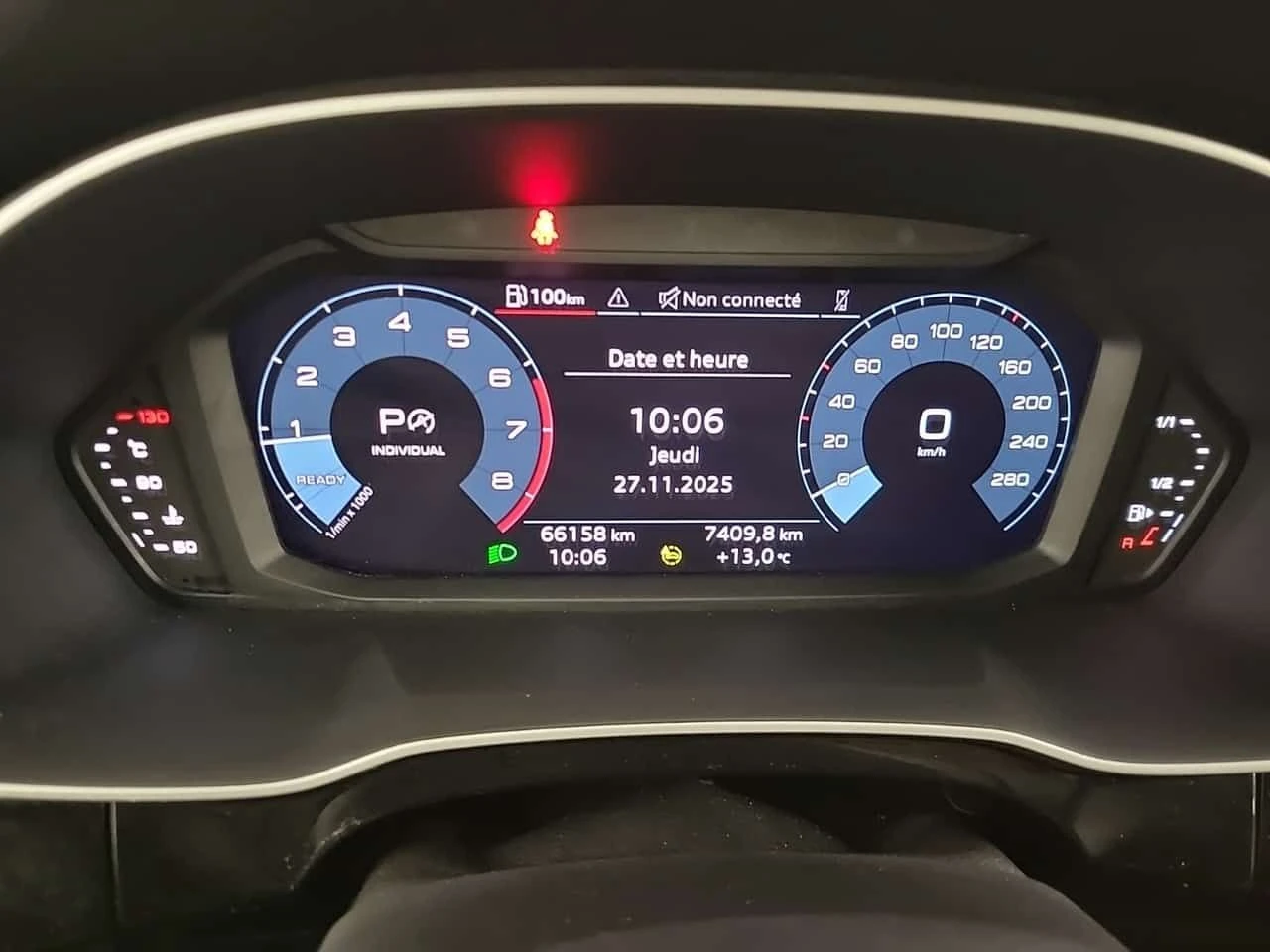 Audi Q3 * KOMFORT * CARFAX * PANO* ПОДГРЕВИ - изображение 10