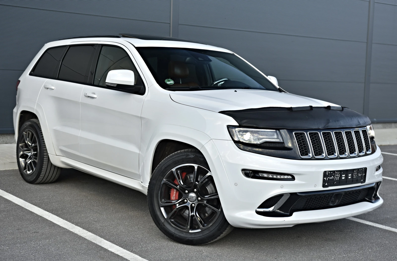 Jeep Grand cherokee 6.4SRT/DISTRONIC/CAMERA/KEYLESS/PANORAMA, снимка 3 - Автомобили и джипове - 54127927