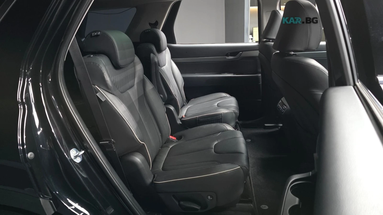 Hyundai Palisade EXCLUSIVE* AWD* DRIVE-ASSIST* REAR-CAMERA* , снимка 14 - Автомобили и джипове - 54779021