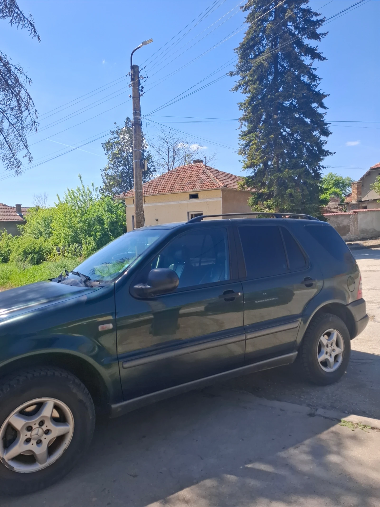 Mercedes-Benz ML 270, снимка 6 - Автомобили и джипове - 54816957