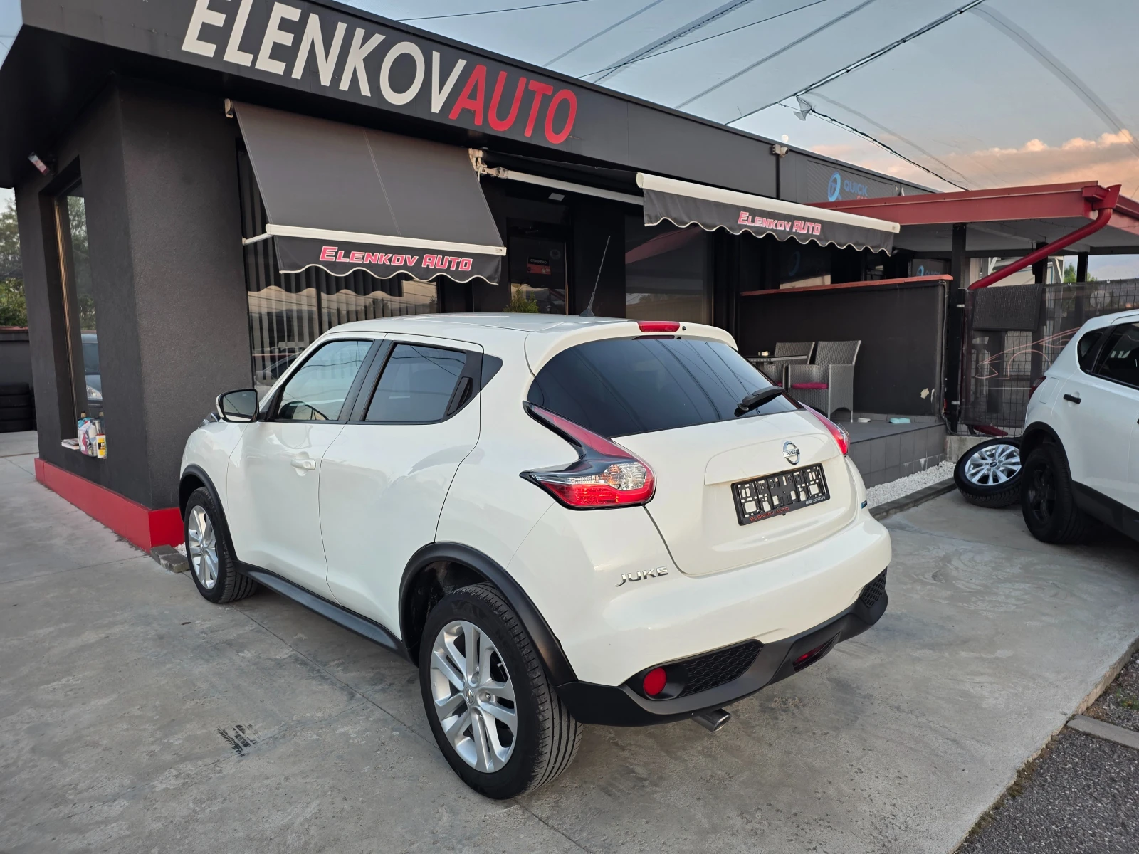 Nissan Juke 1.5DCI-110к.с EURO 5b-НАВИГАЦИЯ-ШВЕЙЦАРИЯ, снимка 6 - Автомобили и джипове - 55066446