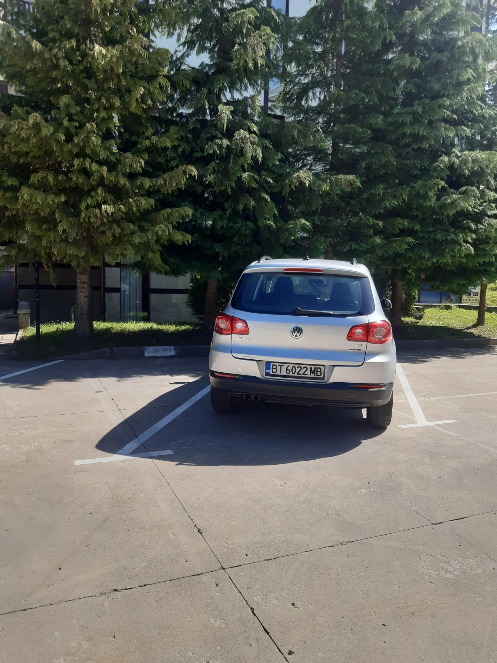 VW Tiguan, снимка 5 - Автомобили и джипове - 55343147