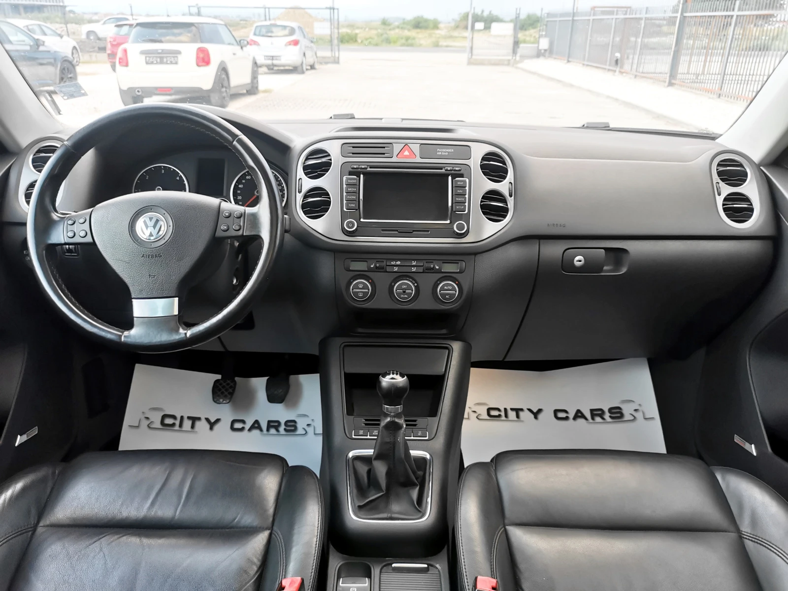 VW Tiguan 2.0 TDI 4motion, снимка 12 - Автомобили и джипове - 55609425