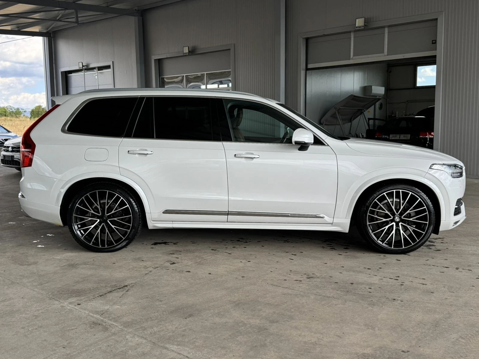 Volvo Xc90 2.0D* 235ps* 4x4* 7м* H/K* LED* Head Up* Distronic, снимка 6 - Автомобили и джипове - 55975667