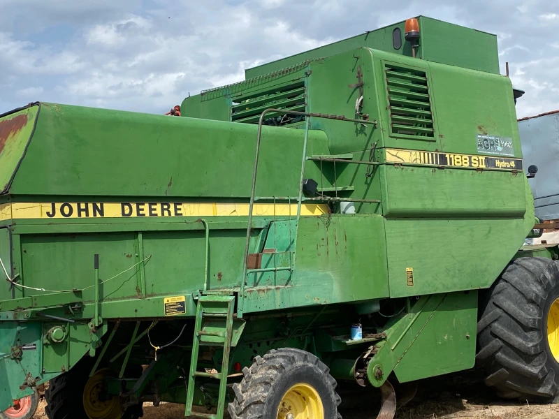 Комбайн John Deere 1188H4, снимка 17 - Селскостопанска техника - 49145566