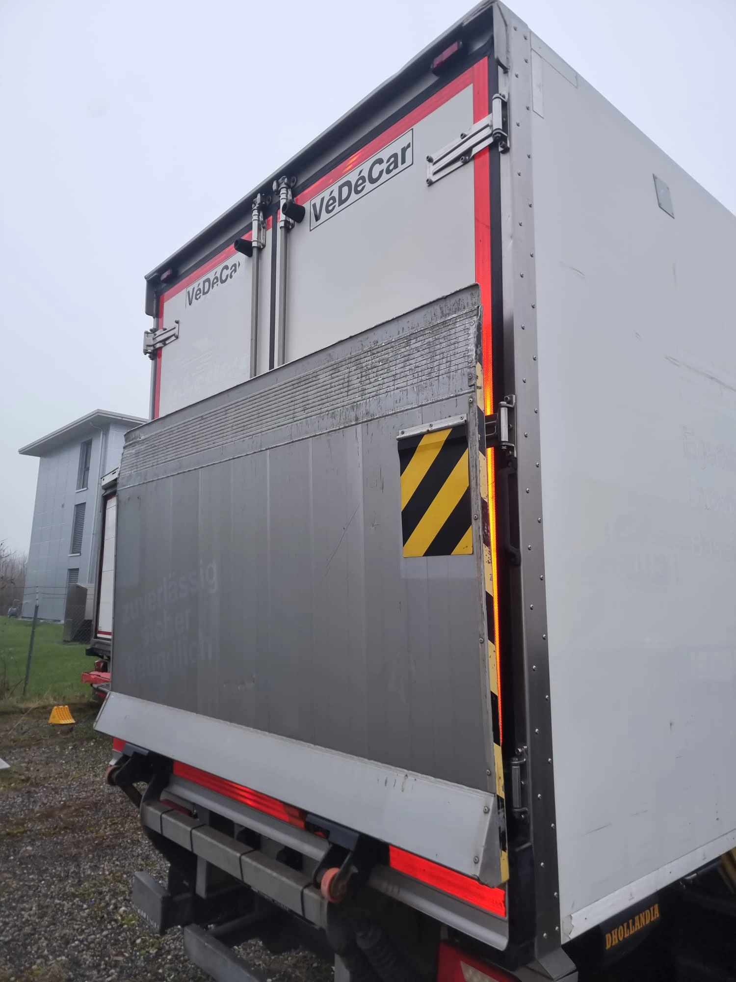  Vega Trailer  | Mobile.bg   3