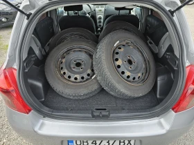 Toyota Yaris 1.33i automat, снимка 11