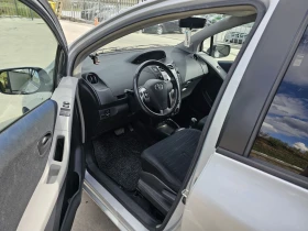 Toyota Yaris 1.33i automat, снимка 7