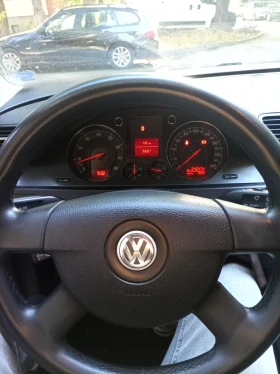 VW Passat 1.6 FSI 116hp  ГАЗОВА УРЕДБА , снимка 9