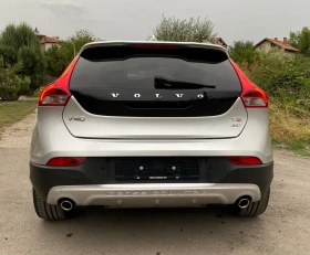 Volvo V40 Cross Country 2.5 v5 255 к.с T5-4х4-АВТОМАТИК-ВСИЧКИ ЕКСТРИ!, снимка 4