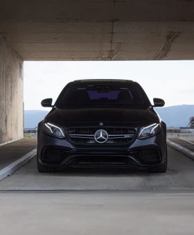     Mercedes-Benz E 63 AMG Mercedes Benz E63s Edition 1 carbon ceramic burme 