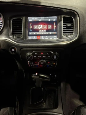 Dodge Charger GT* BLINDSPOT* PANO* KEYLESS ANDROID AUTO* CARFAX* - 18200 € / 35596.11 лв. - 23185508 9