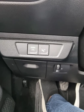 Dacia Sandero Stepway TCe 100 �.�. ECO-G S&S BVM6 | Mobile.bg � ����� ������ 12