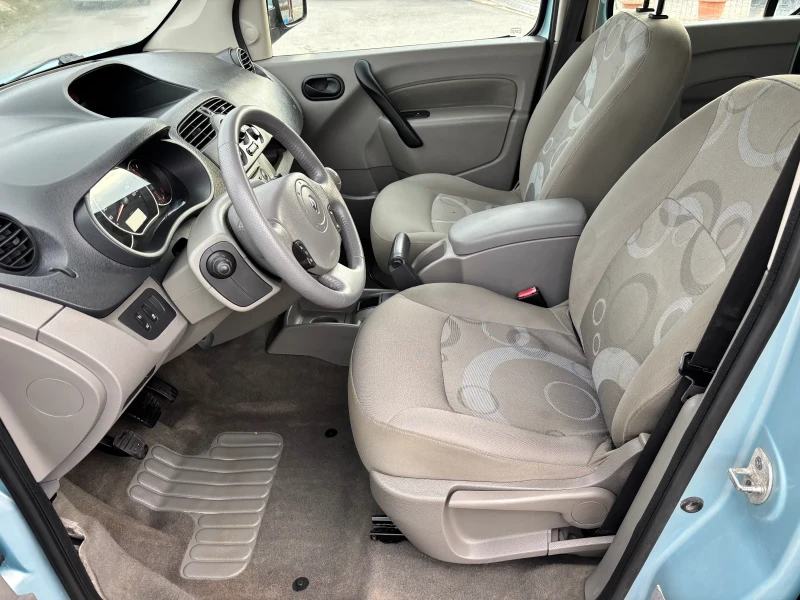 Renault Kangoo 1.6 i ;  87 к.с., снимка 5 - Автомобили и джипове - 48226427