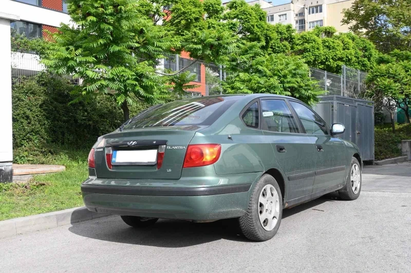 Hyundai Elantra, снимка 4 - Автомобили и джипове - 48381774