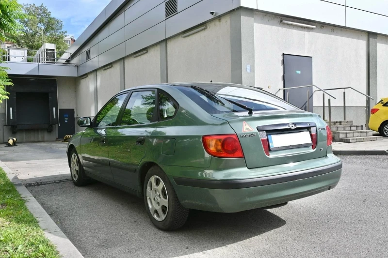 Hyundai Elantra, снимка 6 - Автомобили и джипове - 48381774