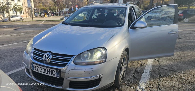 VW Golf, снимка 1 - Автомобили и джипове - 48983067