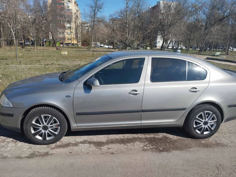 Skoda Octavia 2.0 TDI, снимка 1 - Автомобили и джипове - 49470093