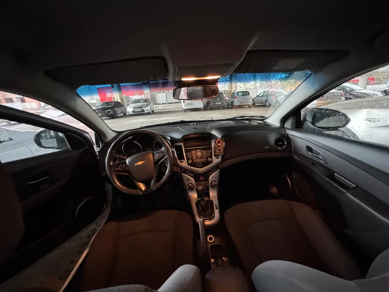 Chevrolet Cruze, снимка 11 - Автомобили и джипове - 49526849