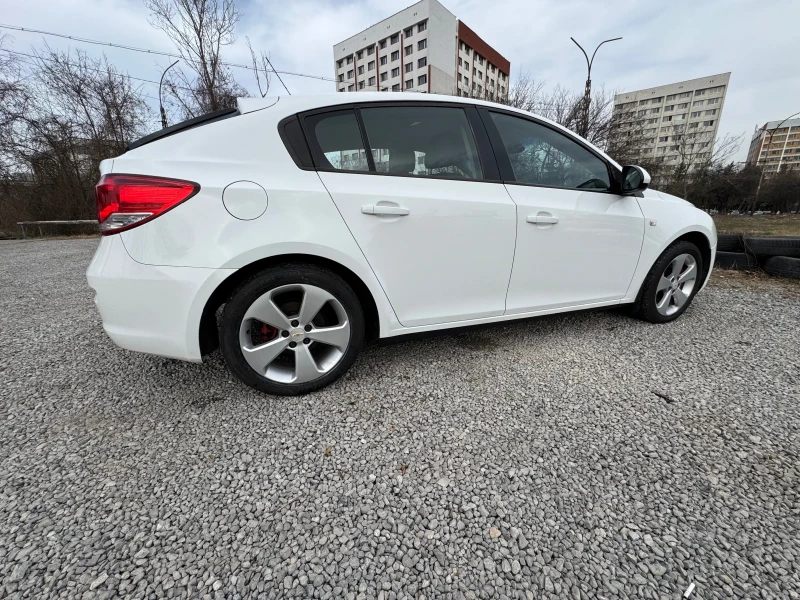 Chevrolet Cruze, снимка 6 - Автомобили и джипове - 49526849