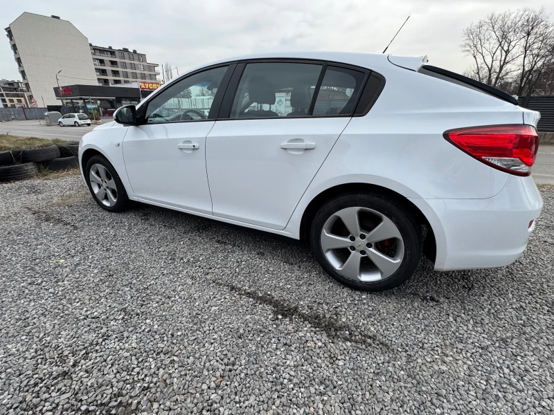 Chevrolet Cruze, снимка 5 - Автомобили и джипове - 49526849