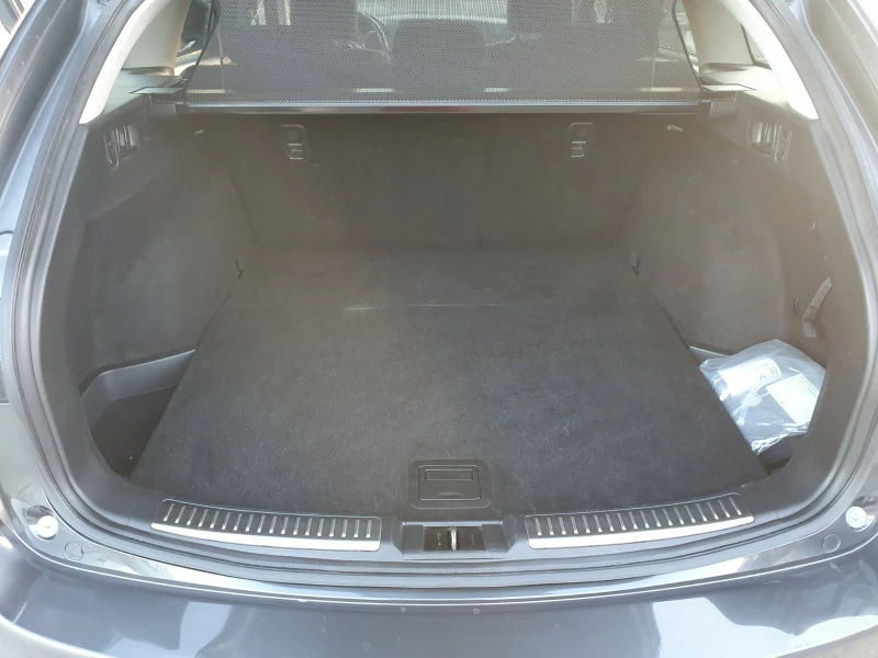 Mazda 6 2, 2 d Италия , снимка 14 - Автомобили и джипове - 49930237