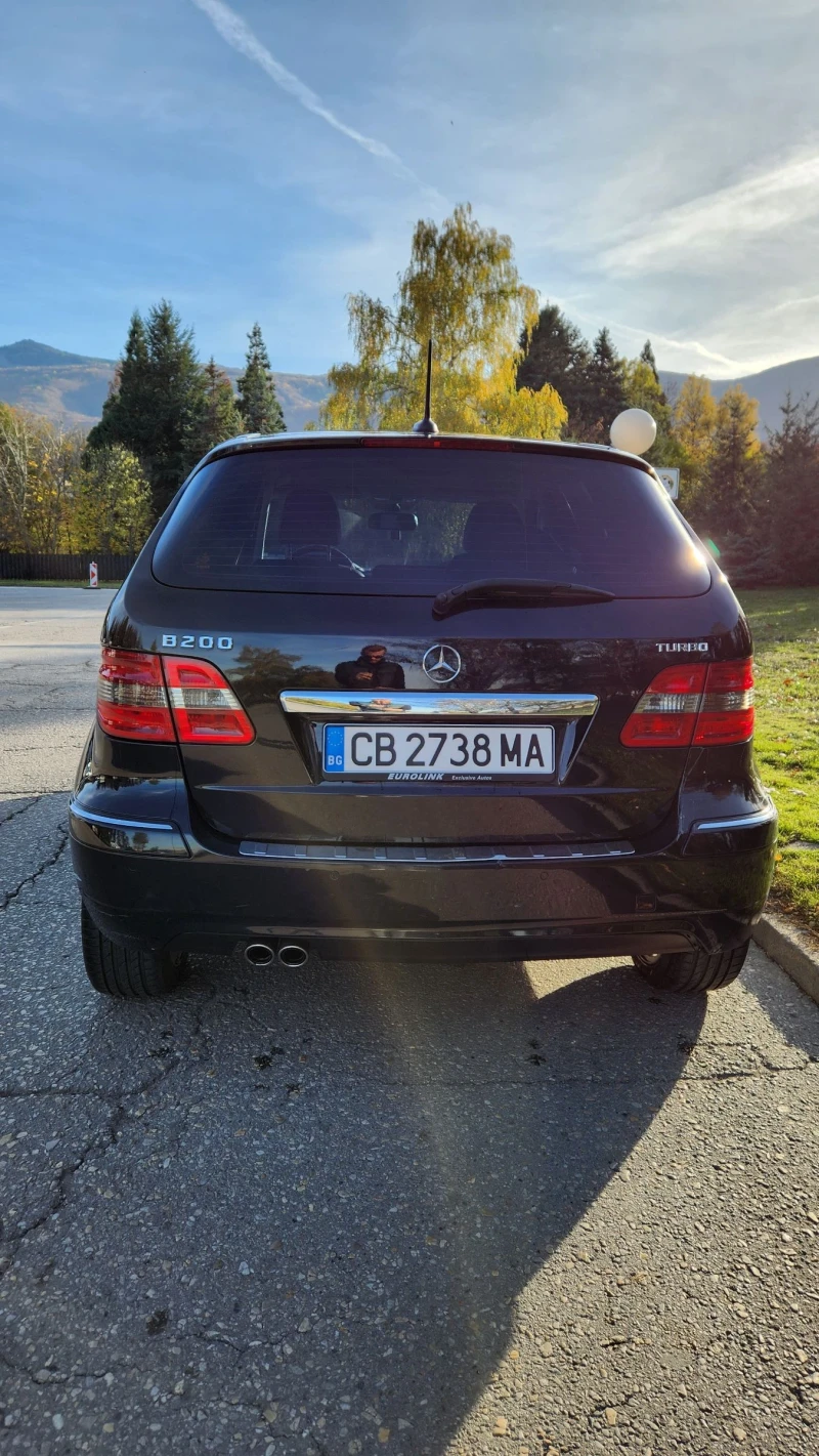 Mercedes-Benz B 200 TURBO, снимка 9 - Автомобили и джипове - 52692538