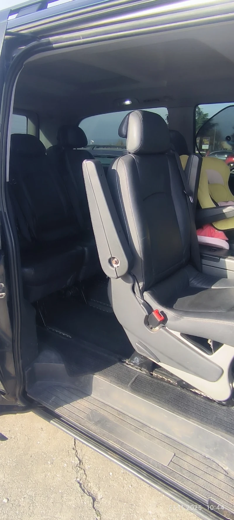 Mercedes-Benz Viano 3.0, снимка 9 - Автомобили и джипове - 52509833