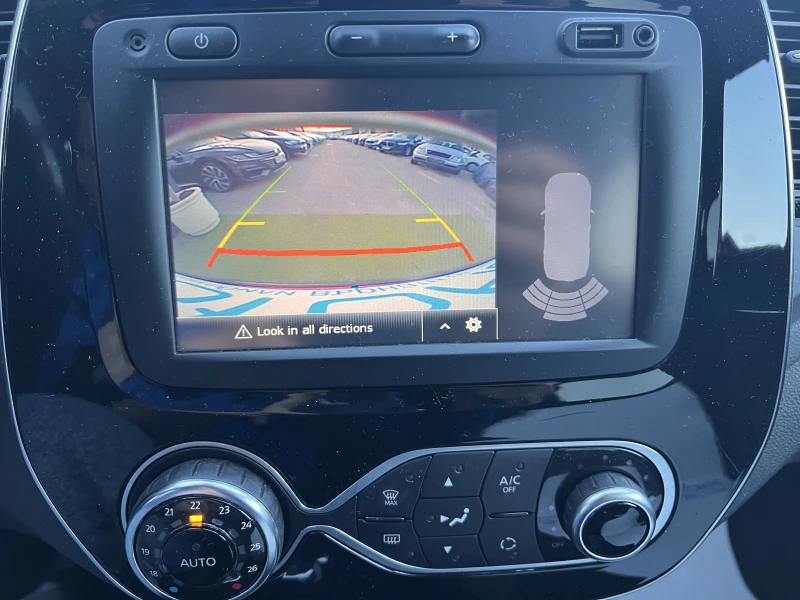 Renault Captur INTENS/1.5DCI/110K.C./6МТ, снимка 14 - Автомобили и джипове - 52937259