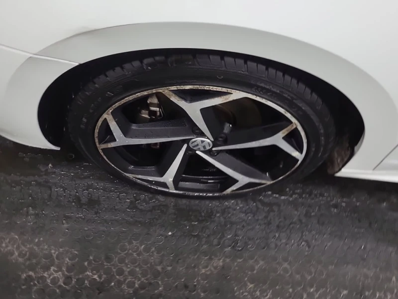 VW Passat * EXECLINE * CARFAX * БЕЗ ПЪРВОНАЧАЛНА ВНОСКА, снимка 17 - Автомобили и джипове - 53361271