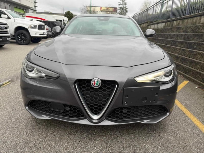 Alfa Romeo Giulia * Ti Lusso * CARFAX * ЦЕНА ДО БГ, снимка 5 - Автомобили и джипове - 53383833