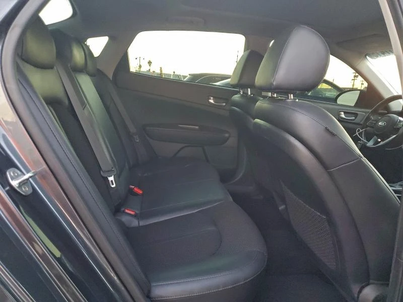 Kia Optima LX, снимка 9 - Автомобили и джипове - 52837384