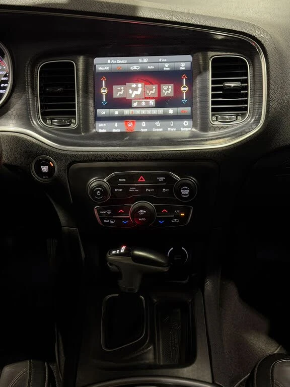 Dodge Charger GT* BLINDSPOT* PANO* KEYLESS ANDROID AUTO* CARFAX*, снимка 9 - Автомобили и джипове - 53193466