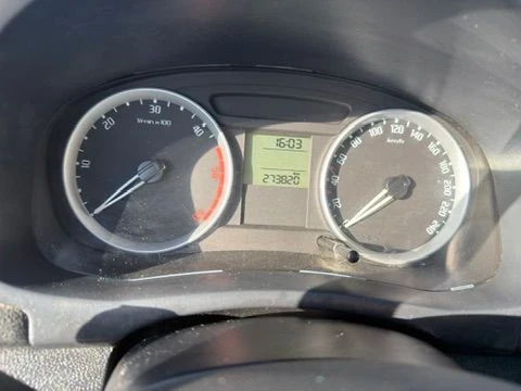 Skoda Roomster, снимка 6 - Автомобили и джипове - 53958069