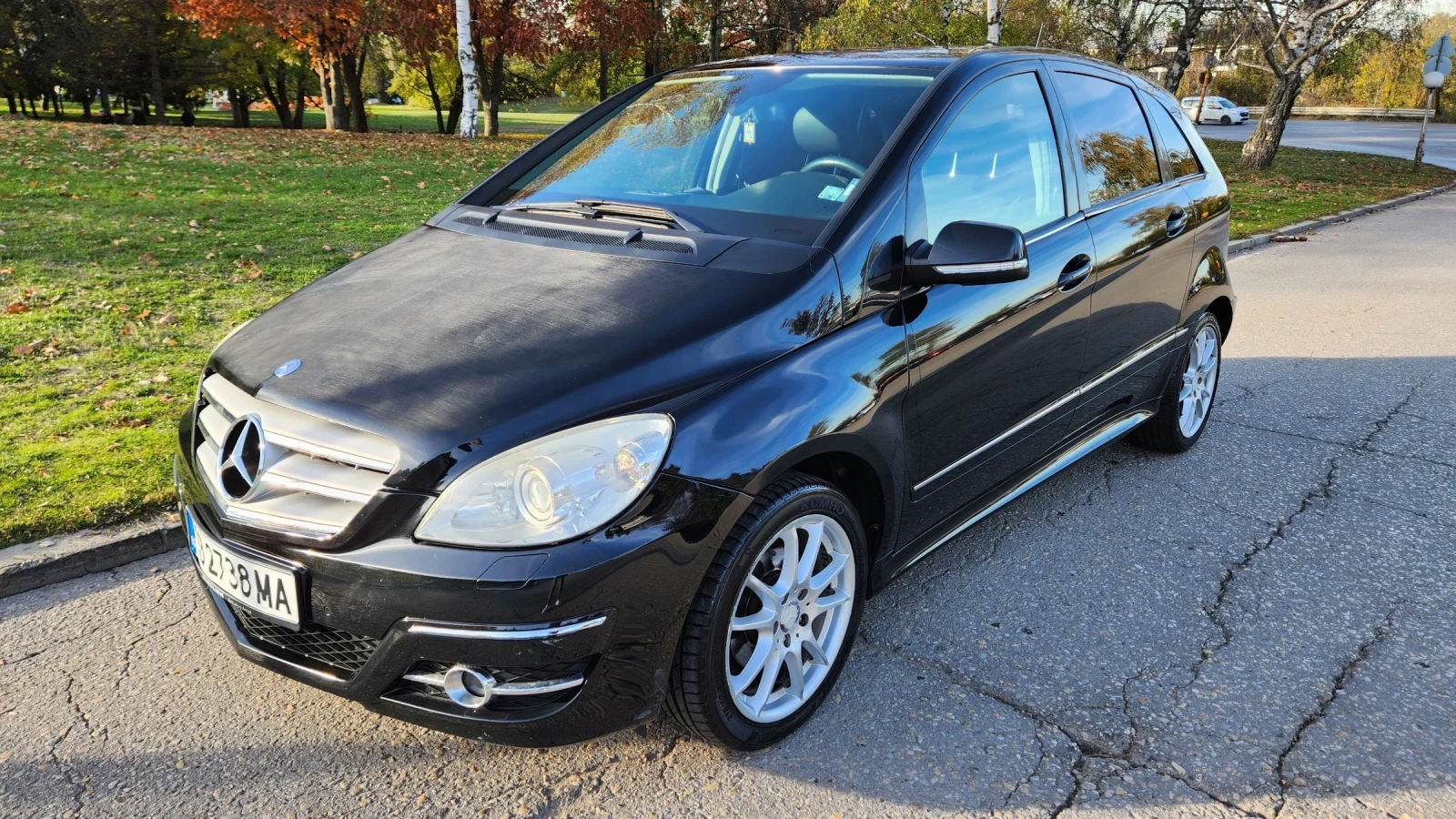 Mercedes-Benz B 200 TURBO, снимка 1