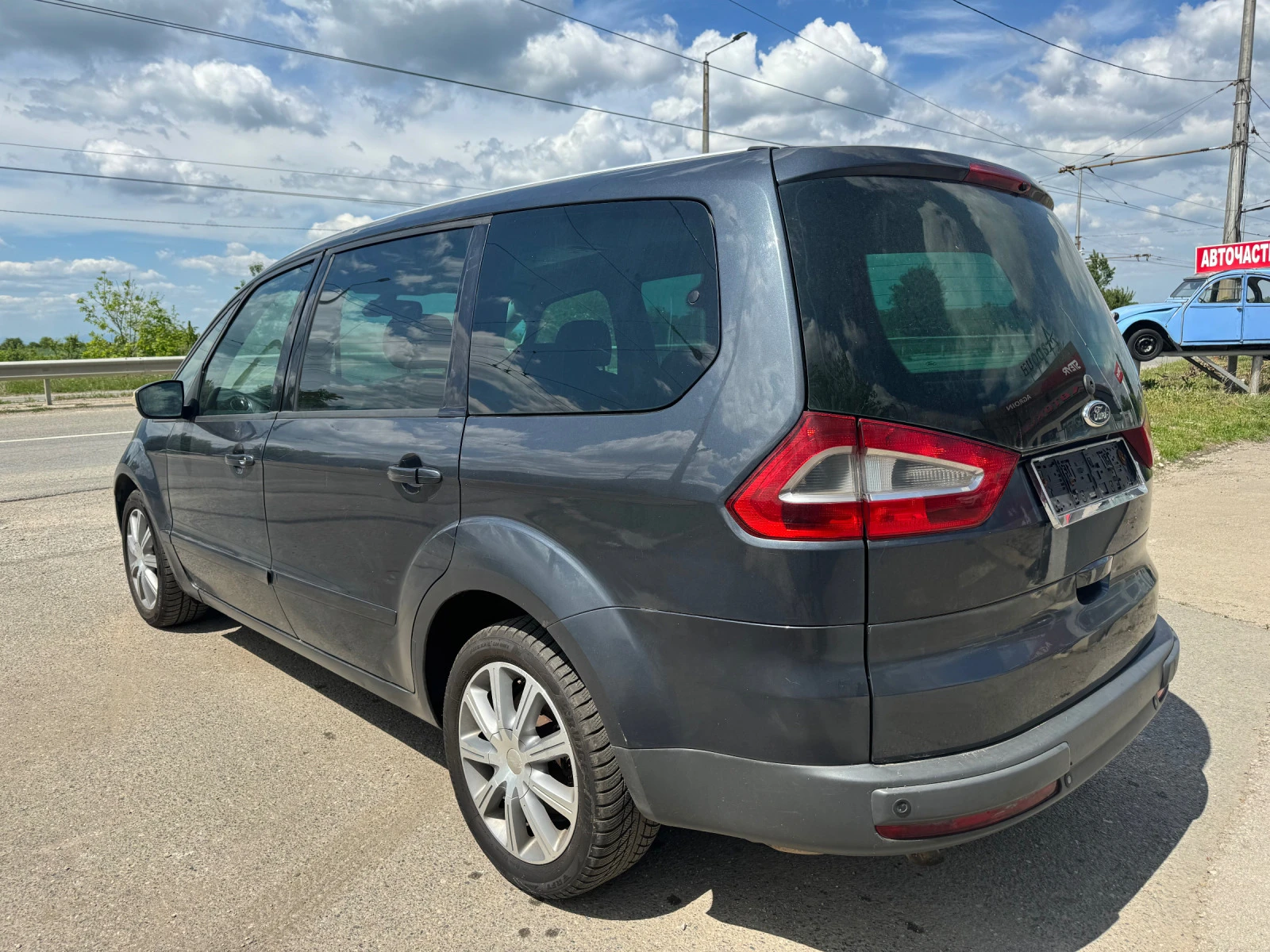 Ford Galaxy 2.0 TDI - изображение 3