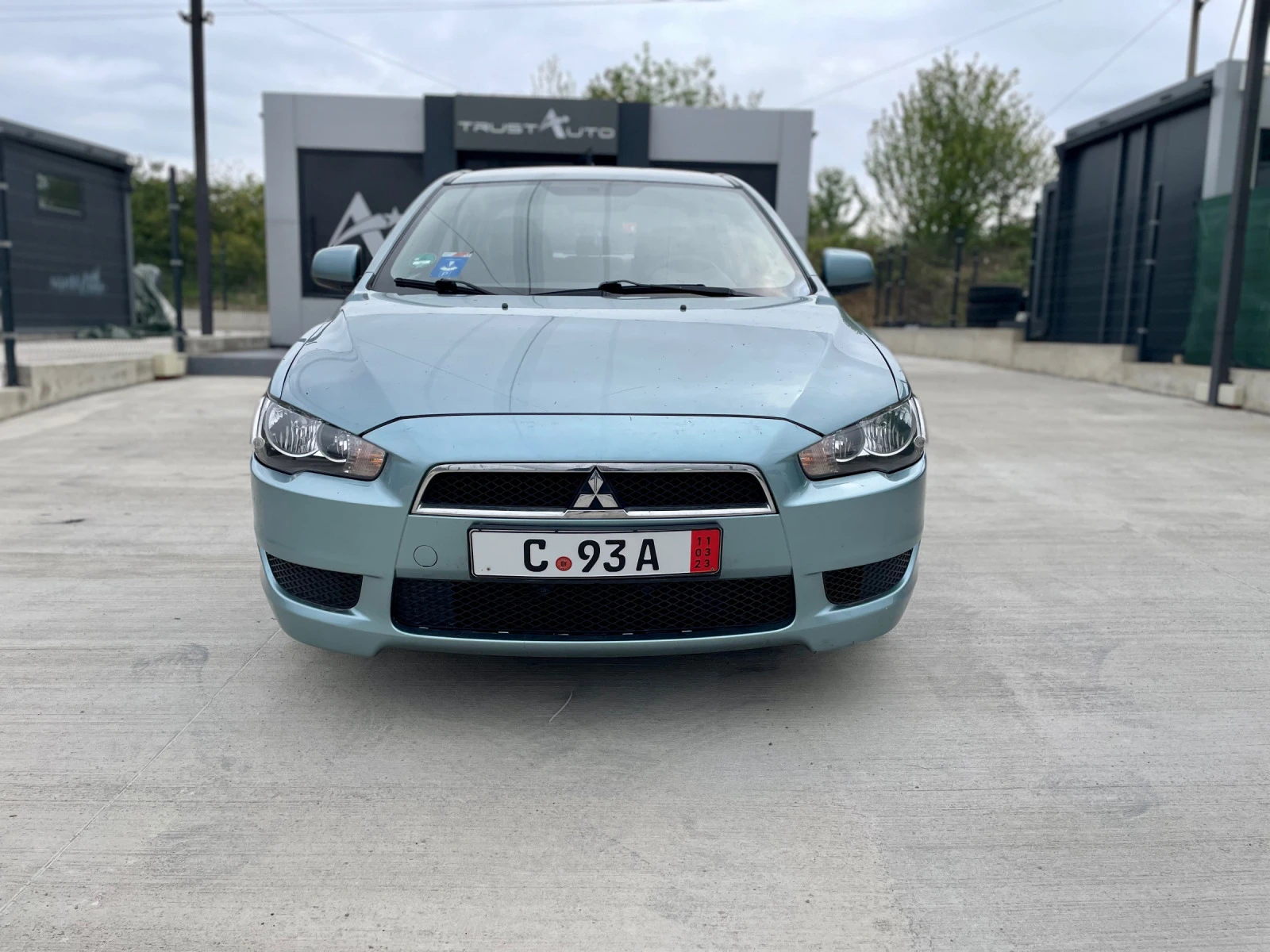 Mitsubishi Lancer  - изображение 2
