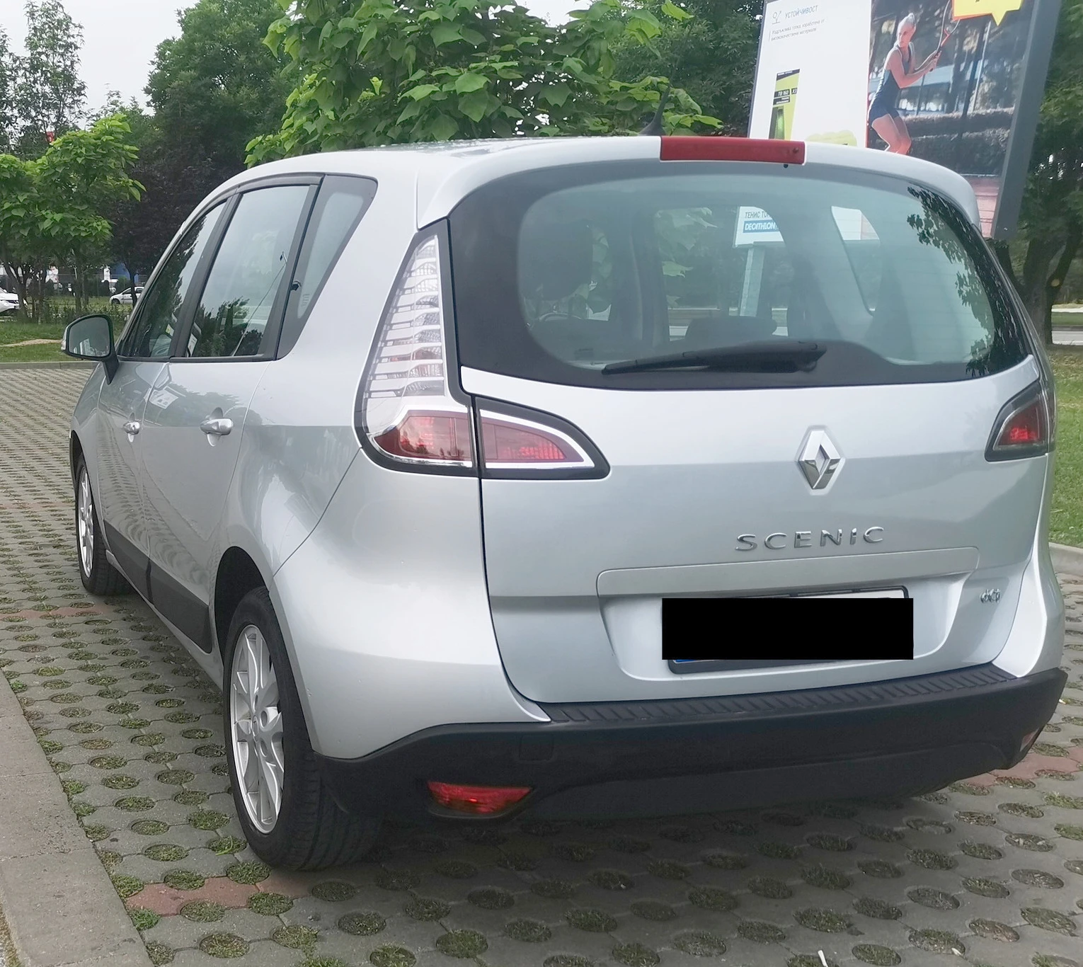 Renault Scenic 1.5 DCI - изображение 6