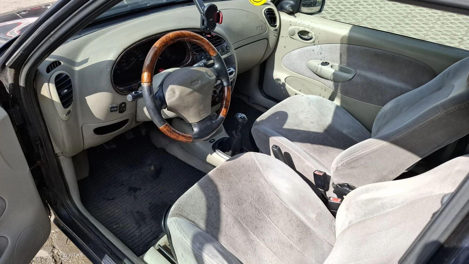 Ford Fiesta  - изображение 10