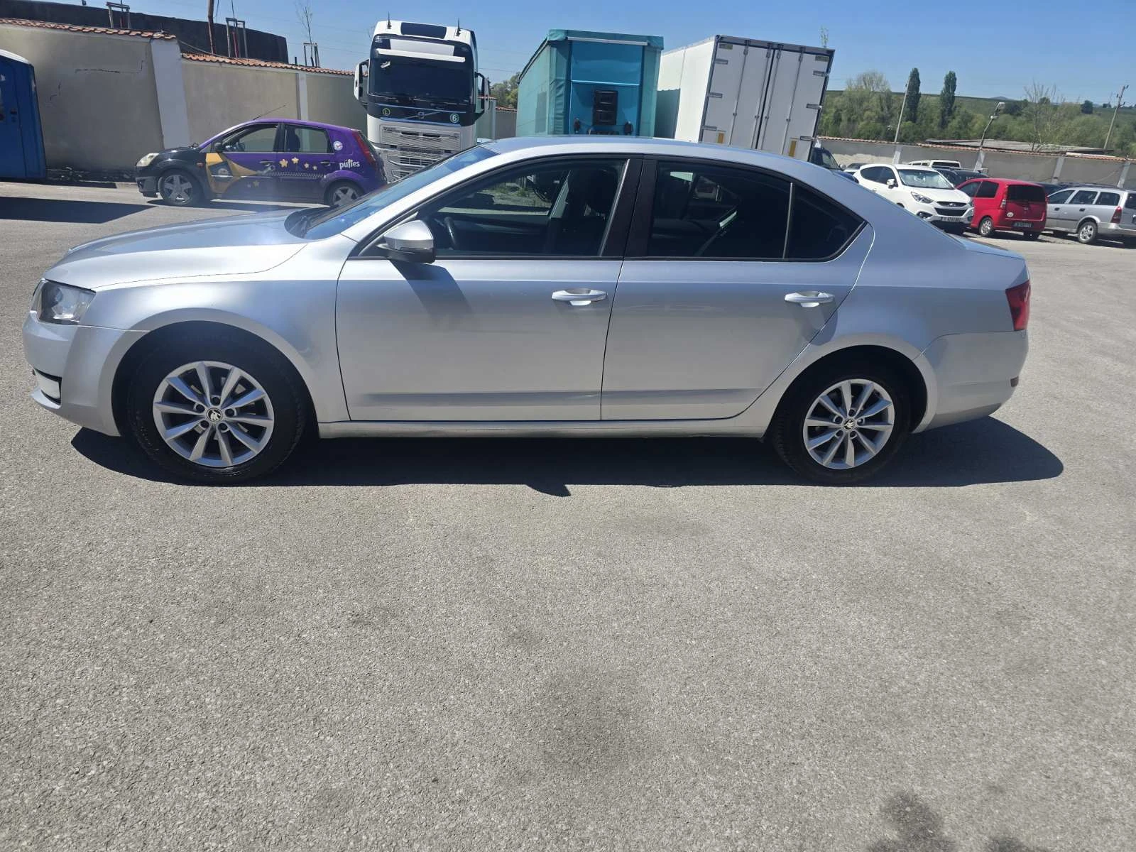 Skoda Octavia 1, 6 TDI - изображение 5
