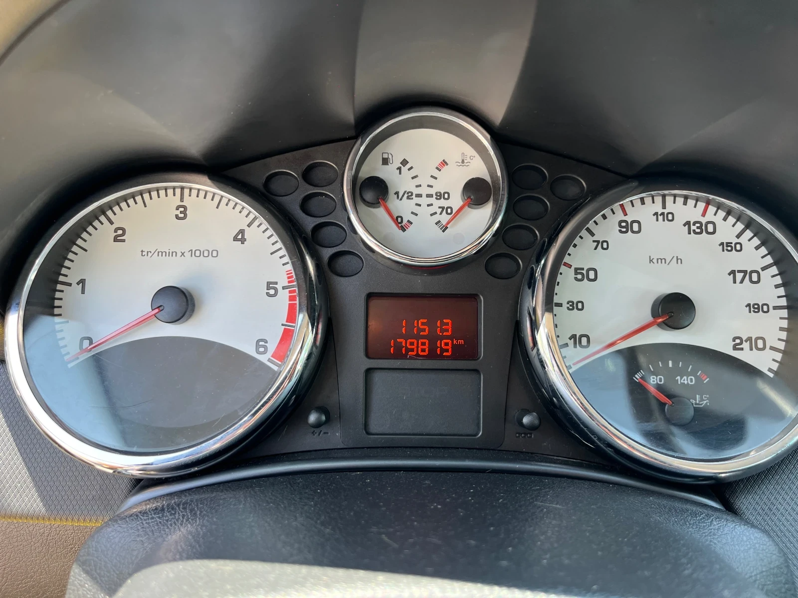Peugeot 207 Италия 1.6hdi - изображение 9