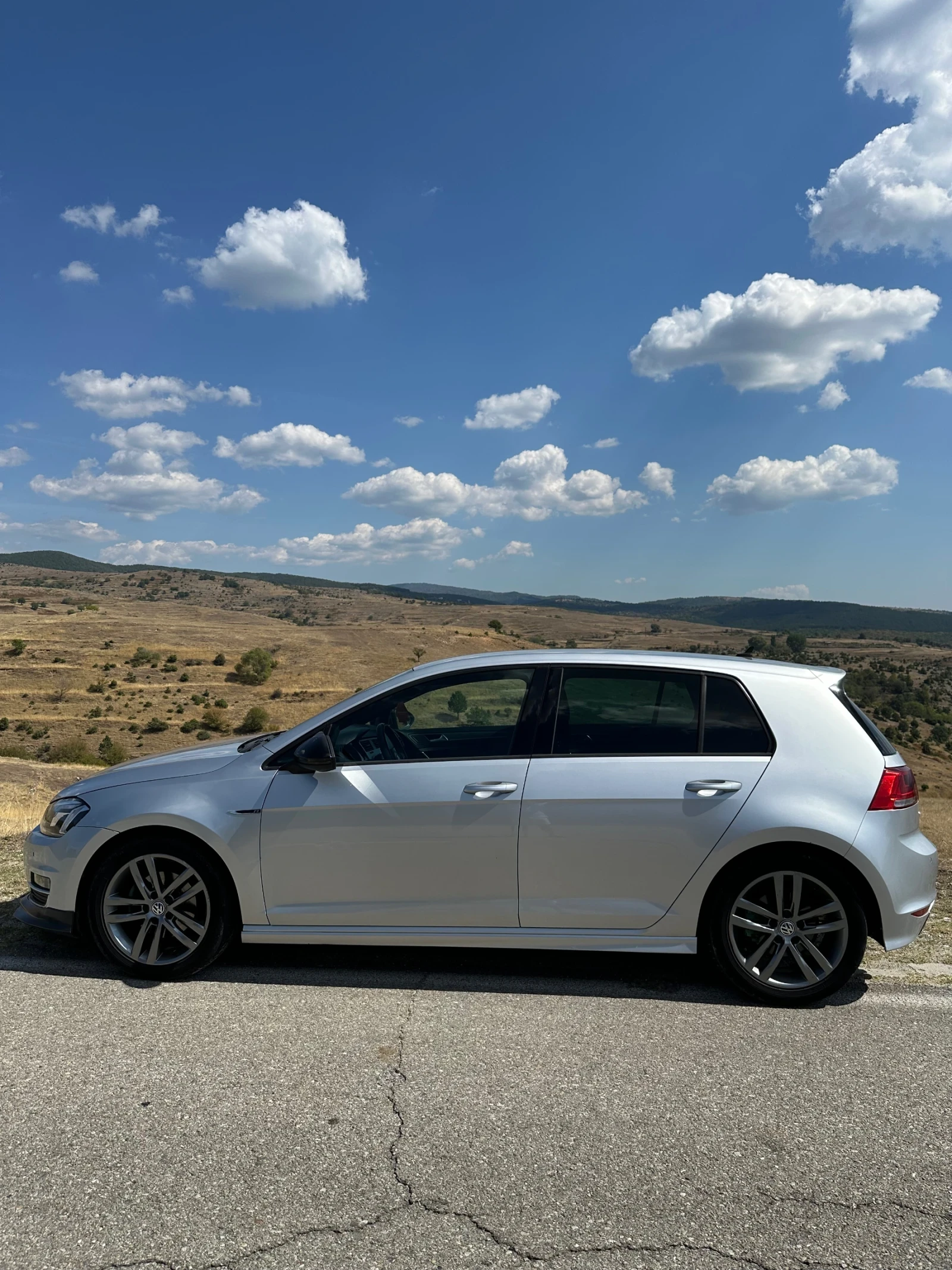 VW Golf 7 R-Line 2.0 TDI - изображение 6