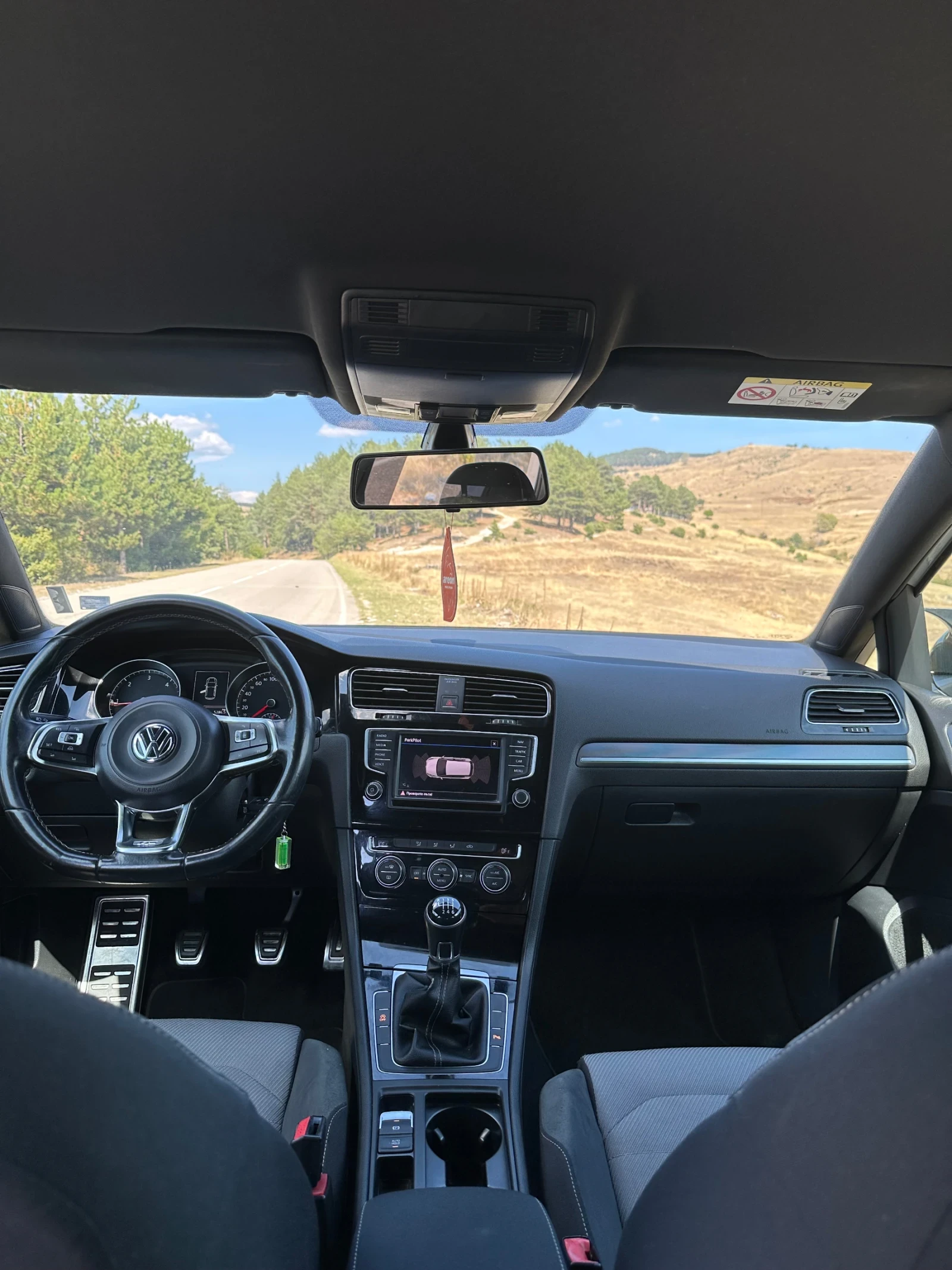 VW Golf 7 R-Line 2.0 TDI - изображение 9