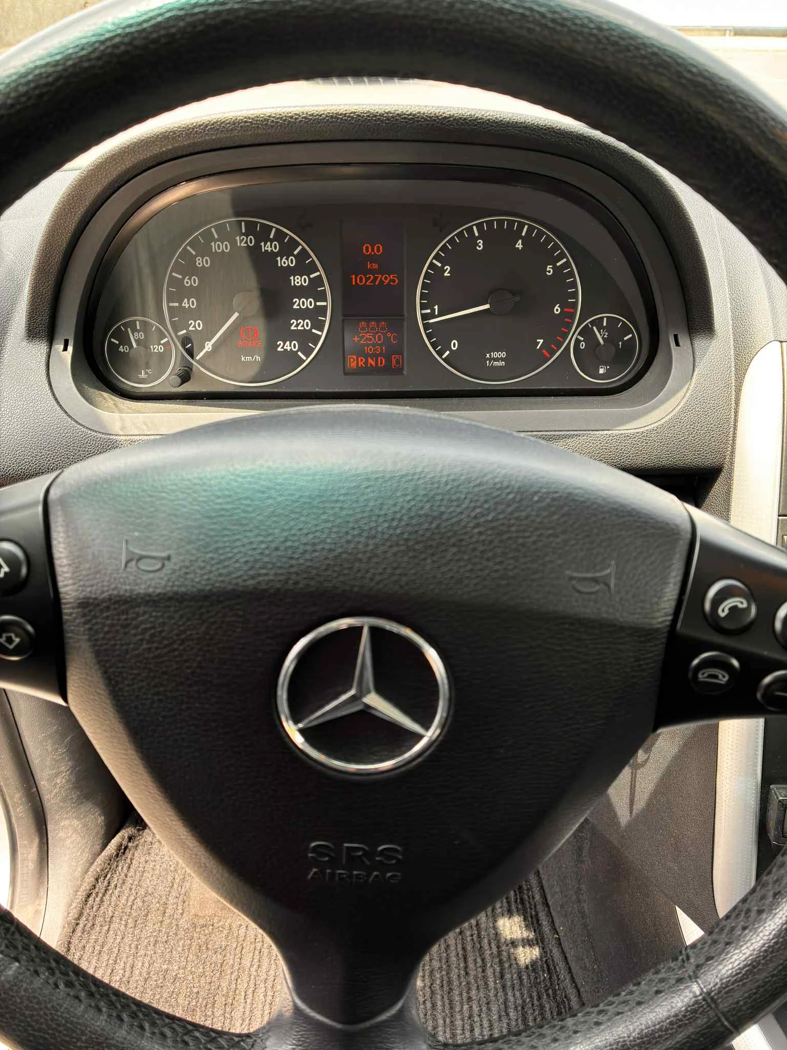Mercedes-Benz A 170  - изображение 10