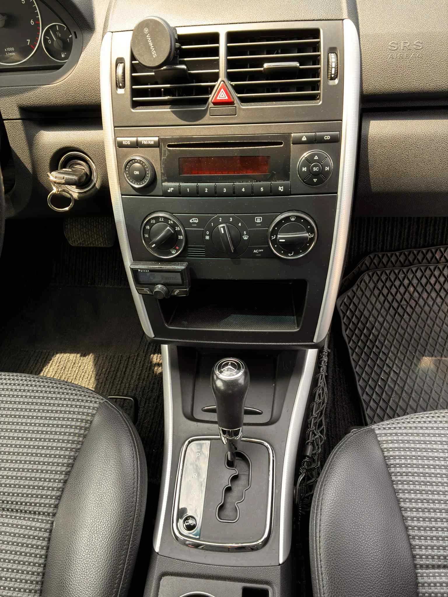 Mercedes-Benz A 170  - изображение 9
