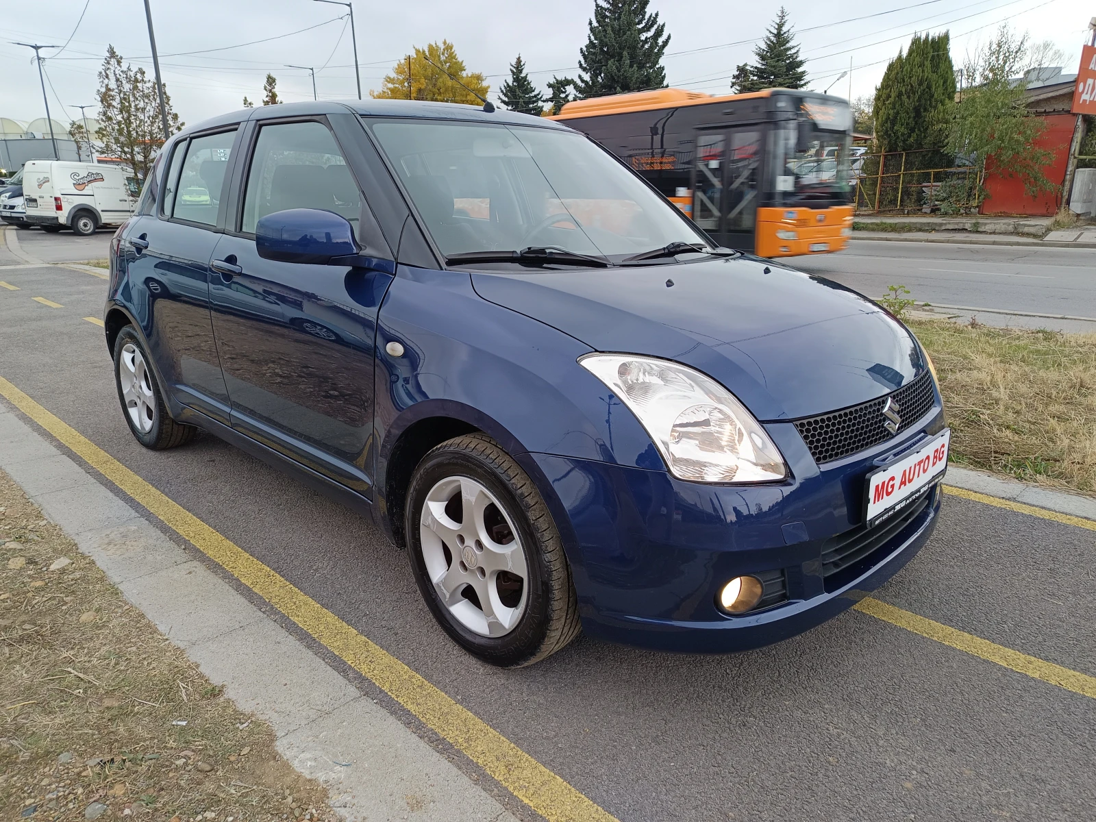 Suzuki Swift 1.3i - изображение 2